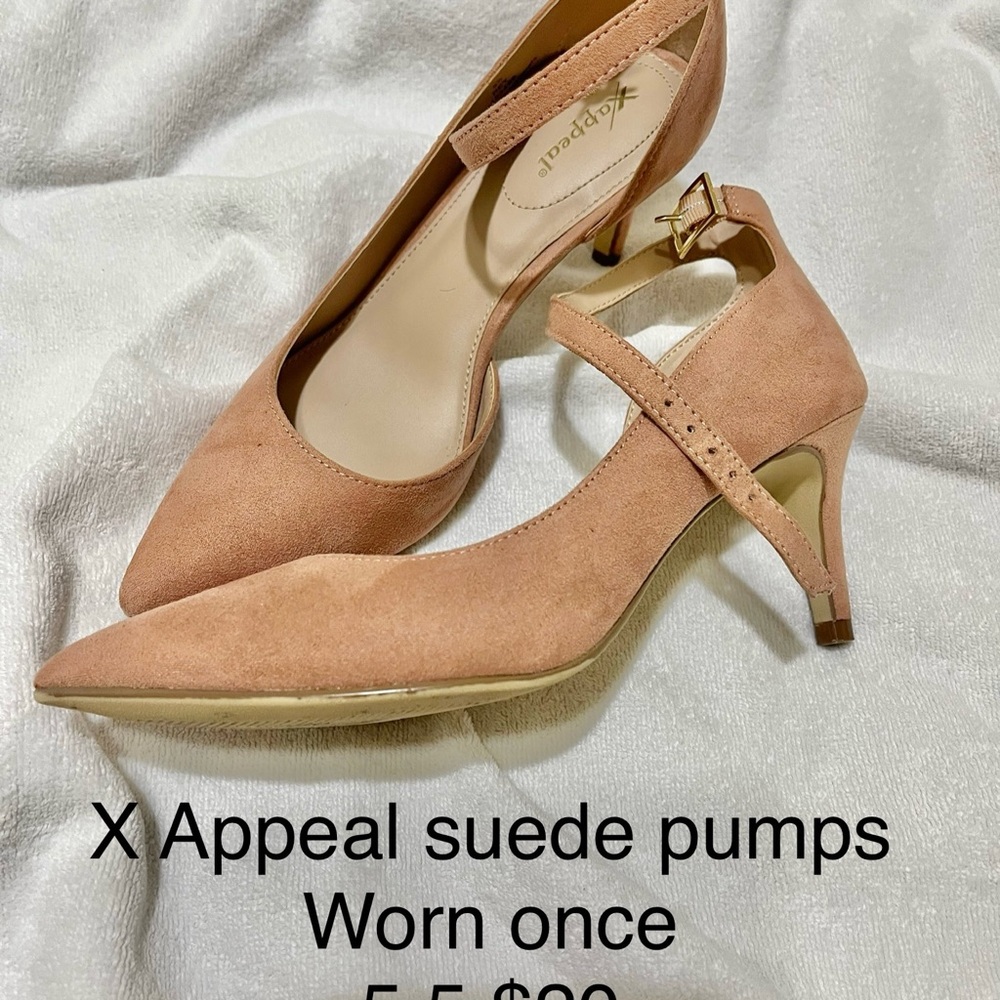 x-appeal Women's Tan Suede Pumps